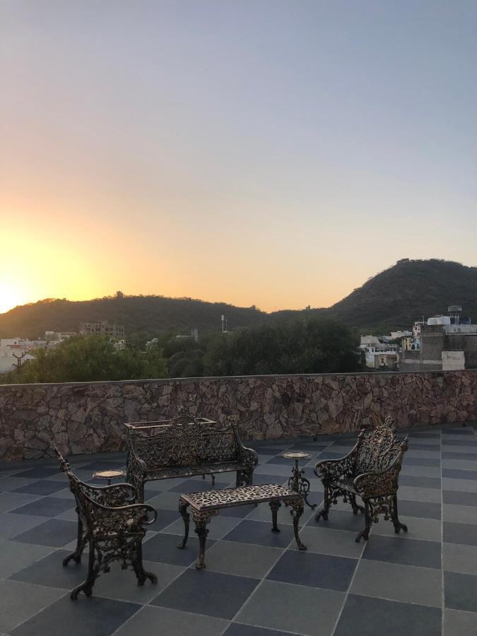 Jai Villa Homestay Udajpur Zewnętrze zdjęcie