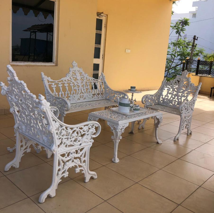 Jai Villa Homestay Udajpur Zewnętrze zdjęcie