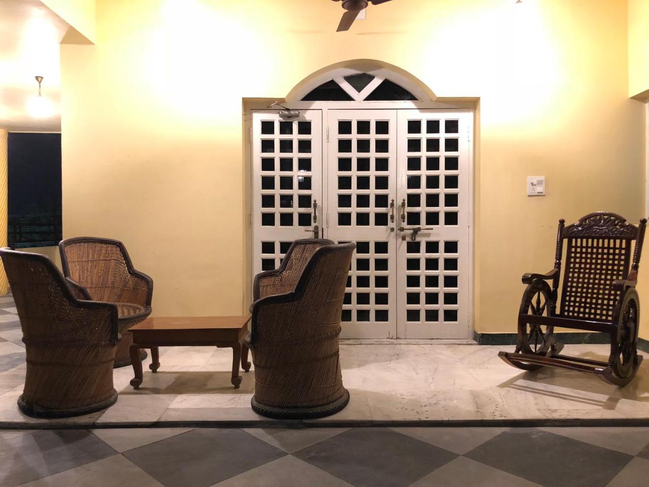 Jai Villa Homestay Udajpur Zewnętrze zdjęcie